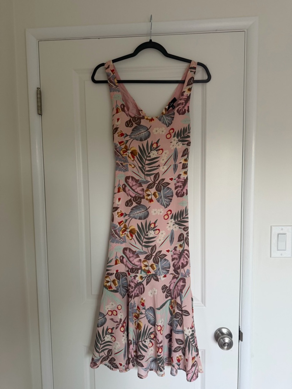 Lulus Pink Floral Sleeveless Midi Dress